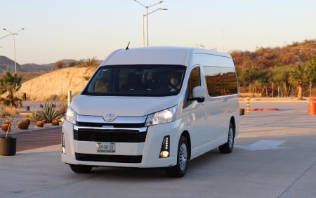 Image of our private transportation service in Cap Cana
